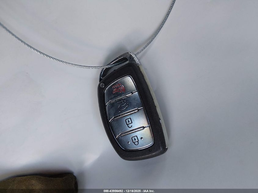 2017 Hyundai Ioniq Hybrid Blue VIN: KMHC65LC2HU021950 Lot: 43956492