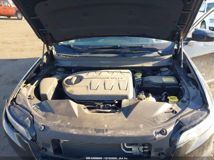 2019 Jeep Cherokee Latitude 4X4 VIN: 1C4PJMCX8KD246432 Lot: 43956505