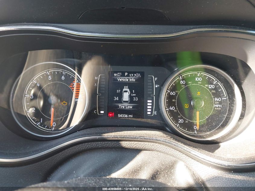 2019 Jeep Cherokee Latitude 4X4 VIN: 1C4PJMCX8KD246432 Lot: 43956505