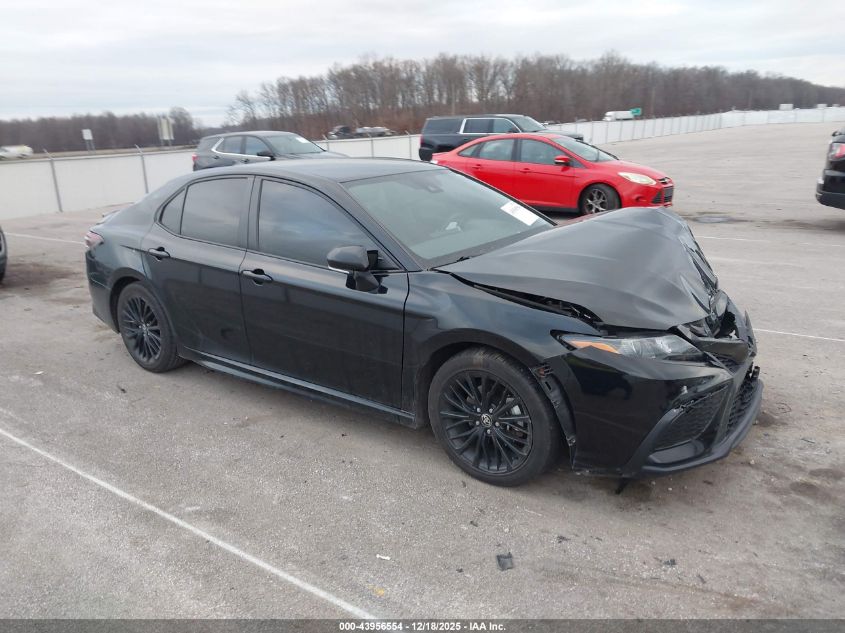 2022 Toyota Camry Nightshade Edition Hybrid