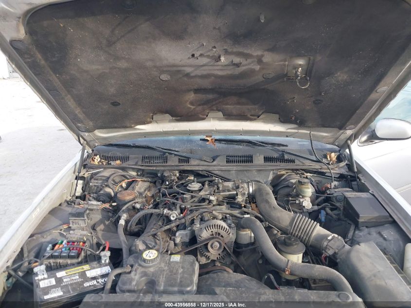 2001 Mercury Grand Marquis Ls VIN: 2MEFM75W01X706603 Lot: 43956558