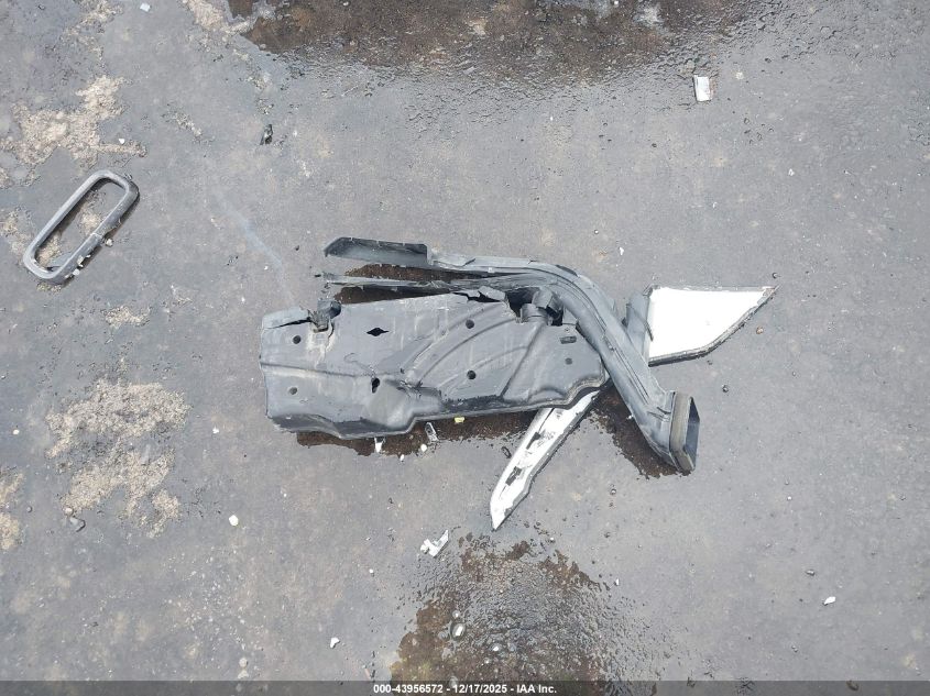 2022 Toyota Camry Le VIN: 4T1C11AK8NU657656 Lot: 43956572