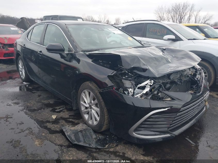 2022 Toyota Camry Le VIN: 4T1C11AK8NU657656 Lot: 43956572