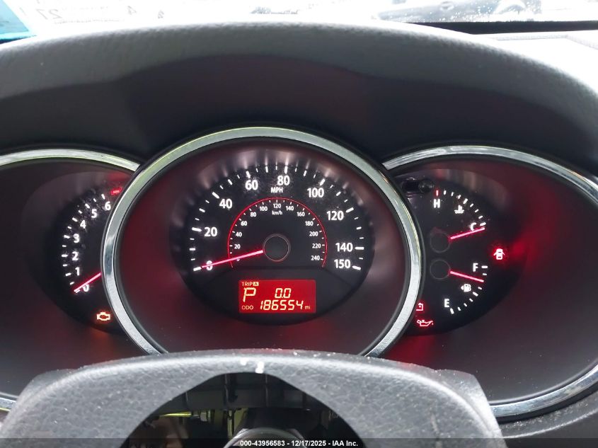 2011 Kia Sorento Lx VIN: 5XYKT3A19BG171173 Lot: 43956583