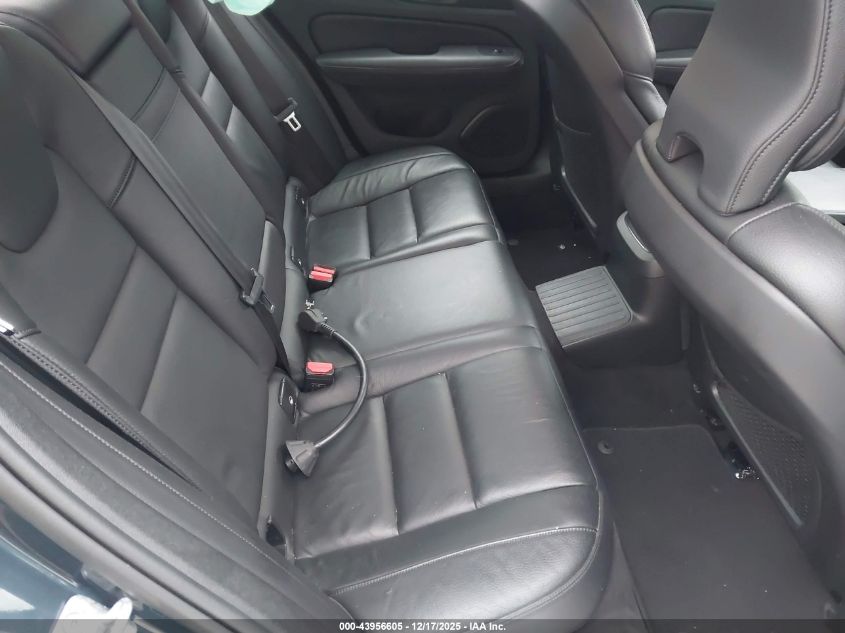 2021 Volvo S60 Recharge Plug-In Hybrid T8 Inscription VIN: 7JRBR0FL8MG126735 Lot: 43956605