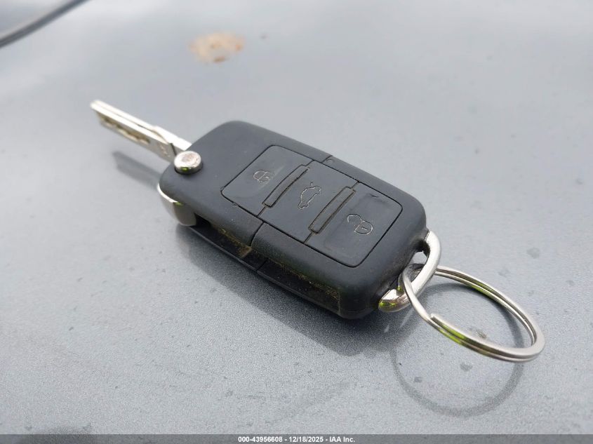 2010 Volkswagen Gti 4-Door VIN: WVWHD7AJ3AW089780 Lot: 43956608