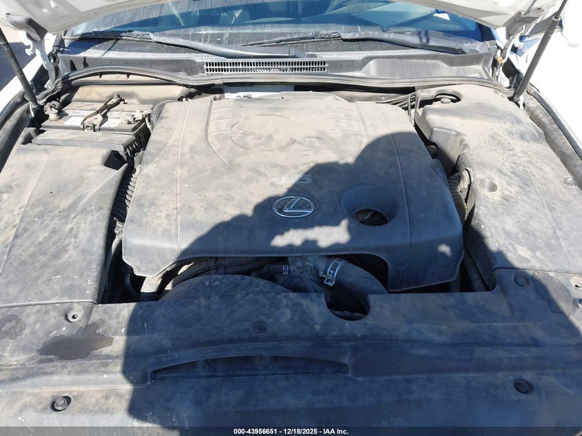 JTHBF5C26A5124701 2010 LEXUS IS photo no. 10