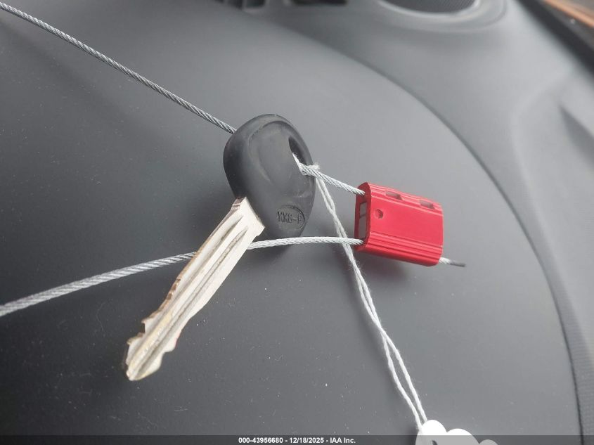 2011 Kia Soul + VIN: KNDJT2A29B7309712 Lot: 43956680