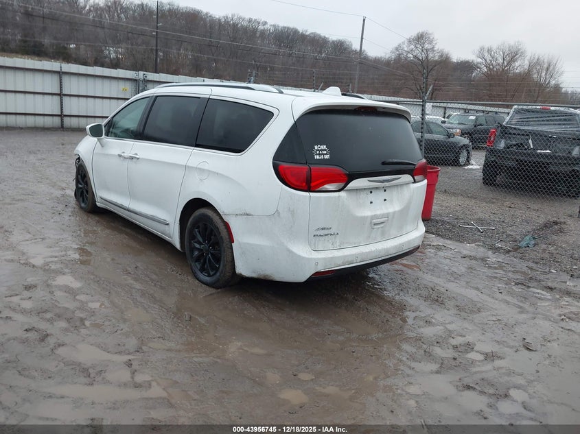 2018 Chrysler Pacifica Touring L
