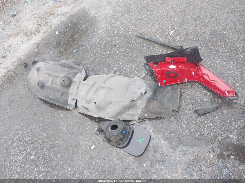 2024 Cadillac Xt5 Fwd Premium Luxury VIN: 1GYKNCRS7RZ732774 Lot: 43956747