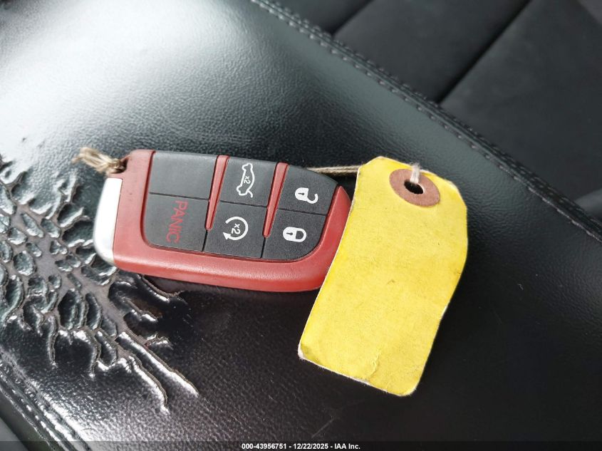 2016 Jeep Grand Cherokee Laredo VIN: 1C4RJEAG5GC392625 Lot: 43956751