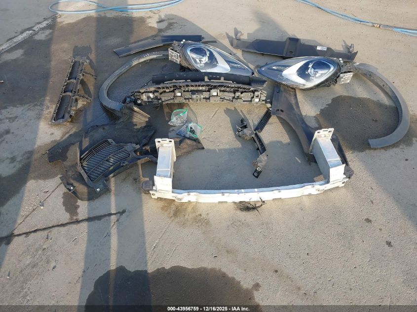 2019 Porsche Cayenne E-Hybrid VIN: WP1AE2AY6KDA51616 Lot: 43956759