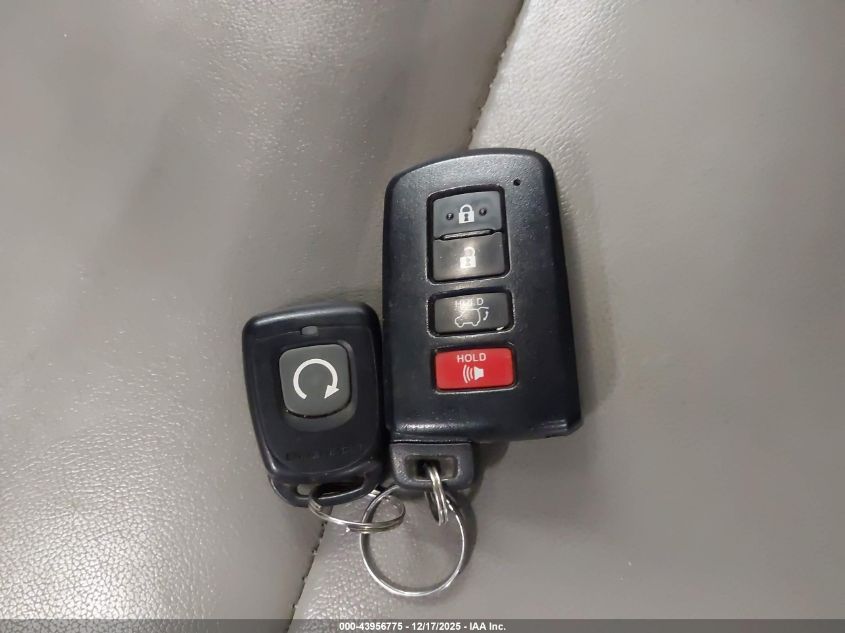 2016 Toyota Highlander Xle V6 VIN: 5TDJKRFH8GS338138 Lot: 43956775