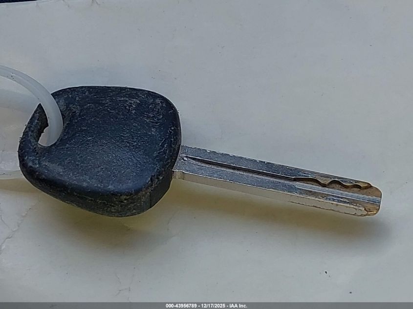 2003 Lexus Es 300 VIN: JTHBF30G130136131 Lot: 43956789