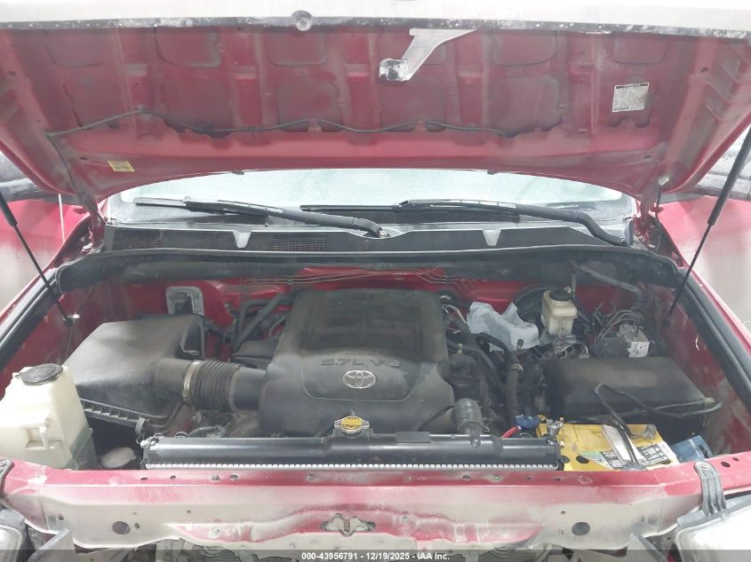 2011 Toyota Tundra Grade 5.7L V8 VIN: 5TFUY5F12BX174654 Lot: 43956791