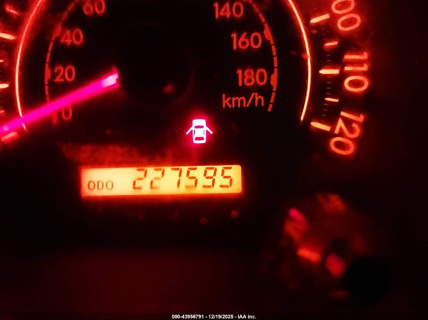 2011 Toyota Tundra Grade 5.7L V8 VIN: 5TFUY5F12BX174654 Lot: 43956791