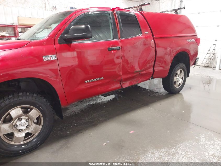 2011 Toyota Tundra Grade 5.7L V8 VIN: 5TFUY5F12BX174654 Lot: 43956791
