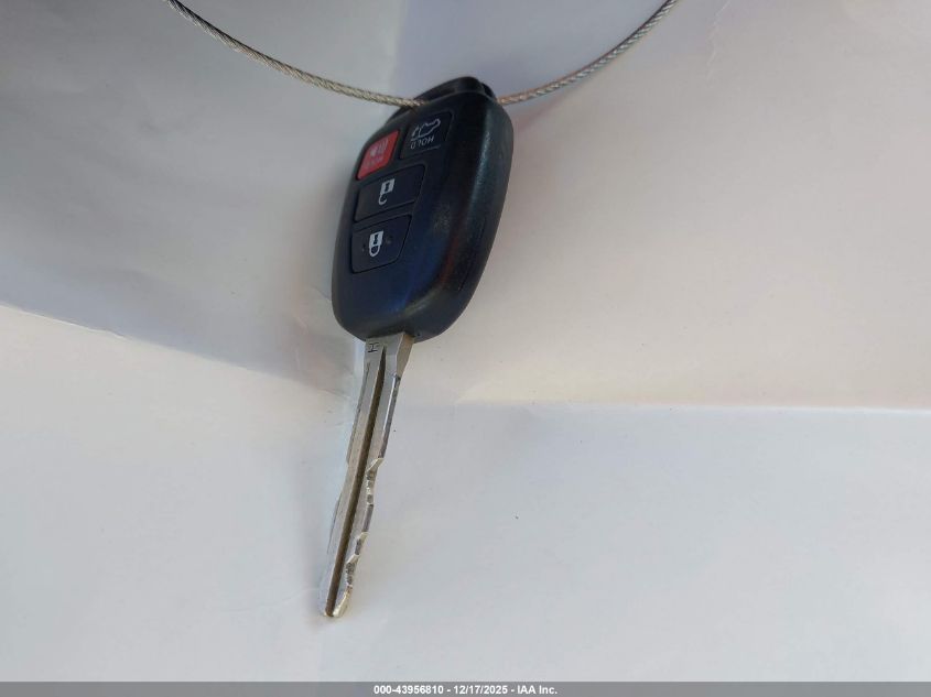 2016 Toyota Rav4 Xle VIN: JTMWFREV5GJ094494 Lot: 43956810