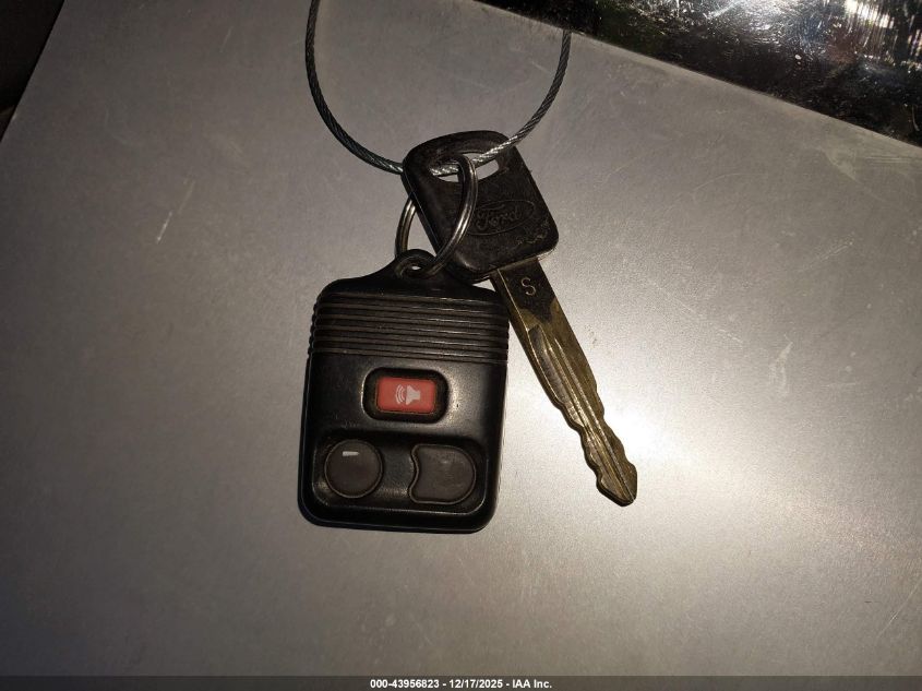 2004 Ford F-350 Lariat/Xl/Xlt VIN: 1FTSW31P04ED04801 Lot: 43956823