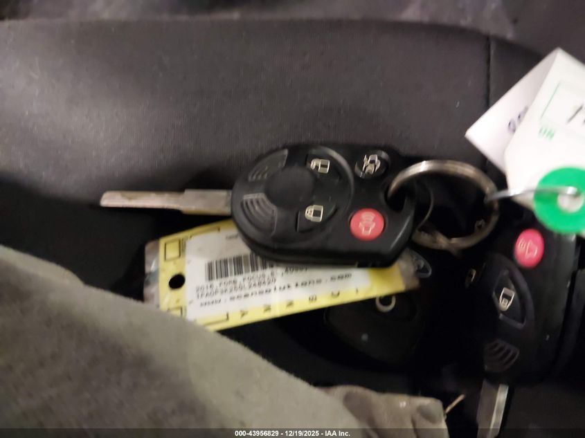 2016 Ford Focus Se VIN: 1FADP3K25GL248420 Lot: 43956829