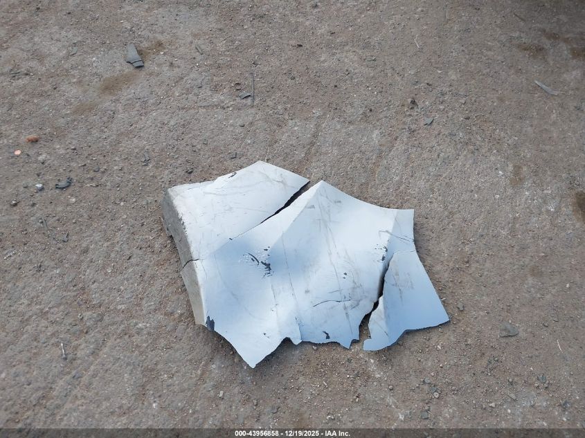 2012 Hyundai Elantra Gls VIN: 5NPDH4AE7CH121112 Lot: 43956858