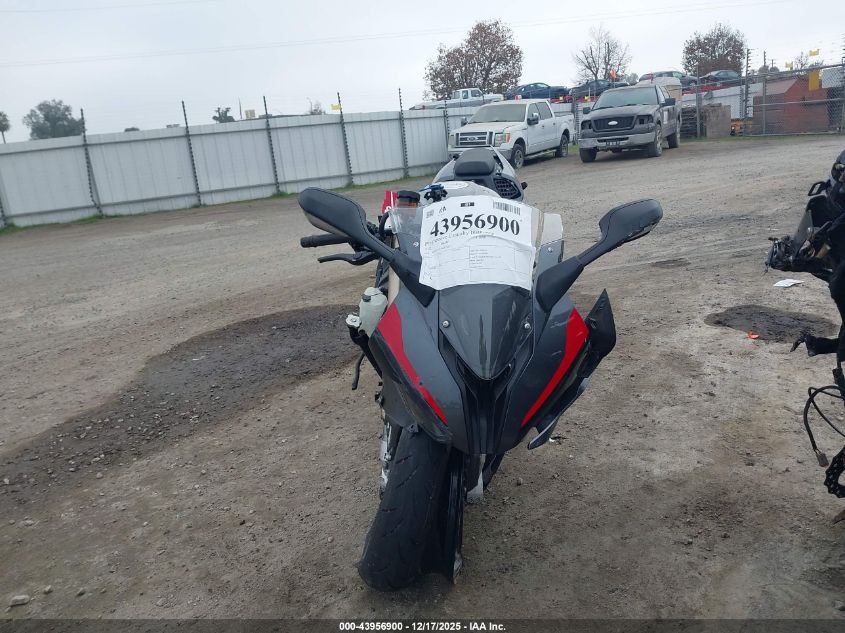 2022 BMW S 1000 Rr VIN: WB10E2303N6F20674 Lot: 43956900