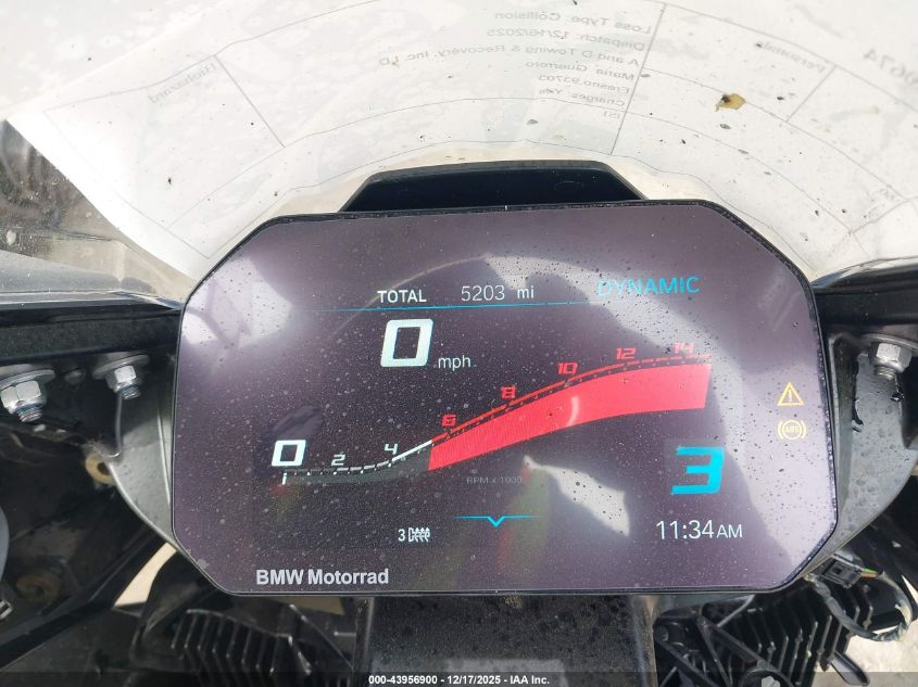 2022 BMW S 1000 Rr VIN: WB10E2303N6F20674 Lot: 43956900