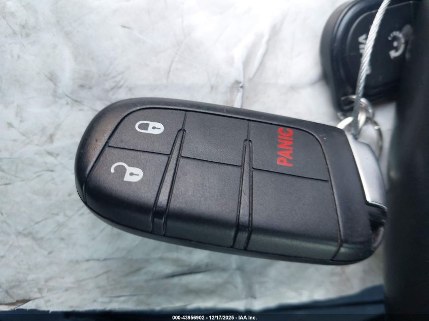 2015 Jeep Grand Cherokee Laredo VIN: 1C4RJFAG6FC142315 Lot: 43956902