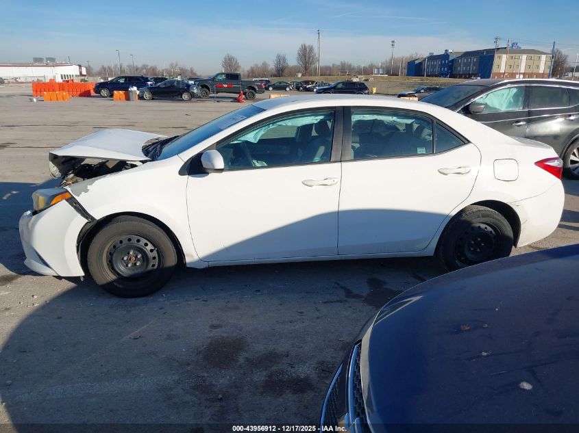 2015 Toyota Corolla Le VIN: 5YFBURHE8FP211740 Lot: 43956912