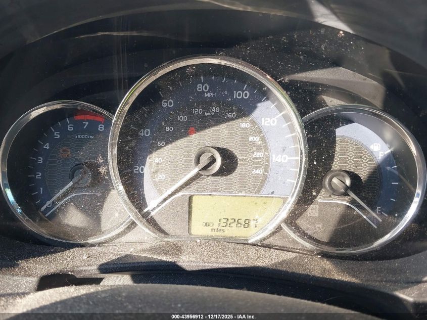 2015 Toyota Corolla Le VIN: 5YFBURHE8FP211740 Lot: 43956912