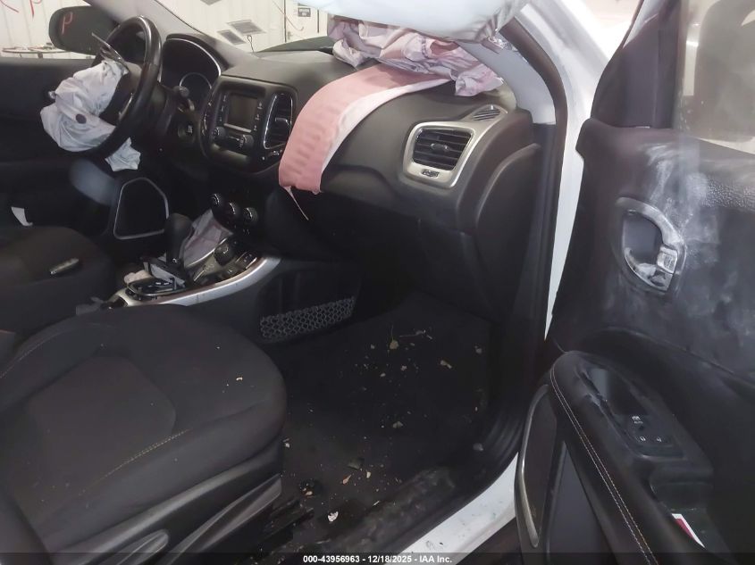 2018 Jeep Compass Sport 4X4 VIN: 3C4NJDAB5JT261459 Lot: 43956963