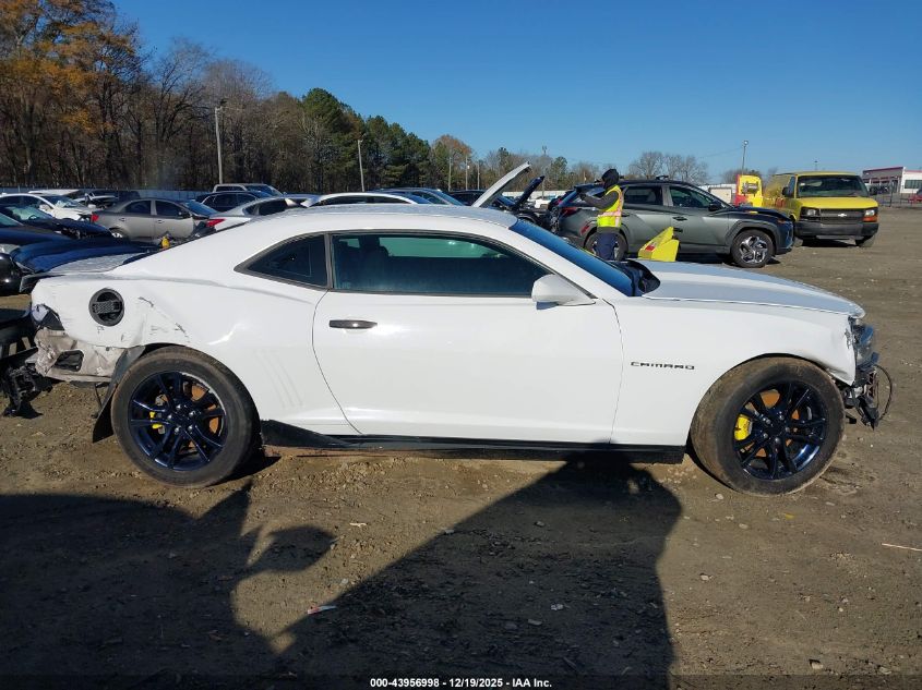2015 Chevrolet Camaro 1Ls VIN: 2G1FA1E30F9237403 Lot: 43956998
