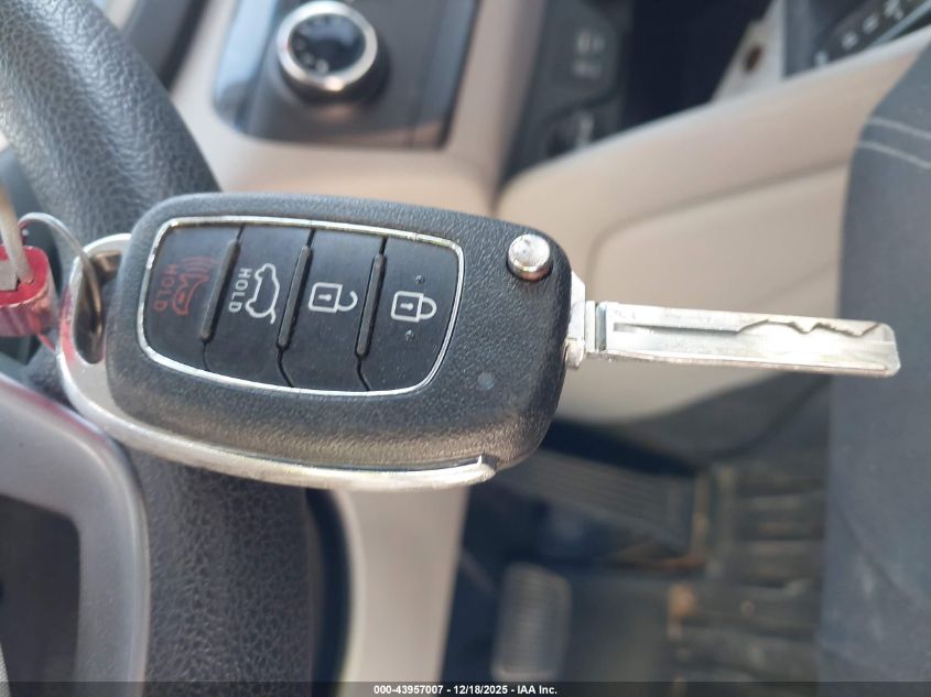 2017 Hyundai Tucson Se VIN: KM8J3CA4XHU481325 Lot: 43957007