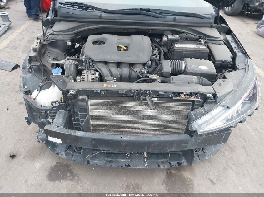 2019 Hyundai Elantra Sel VIN: 5NPD84LF8KH403585 Lot: 43957008