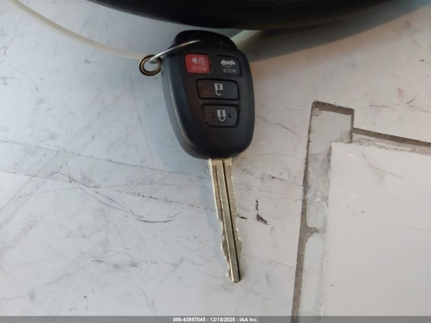 2016 Toyota Corolla Le VIN: 2T1BURHE1GC594387 Lot: 43957045