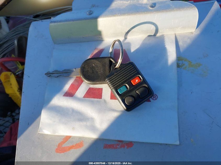 2001 Ford Taurus Ses VIN: 1FAFP55U01A277568 Lot: 43957046