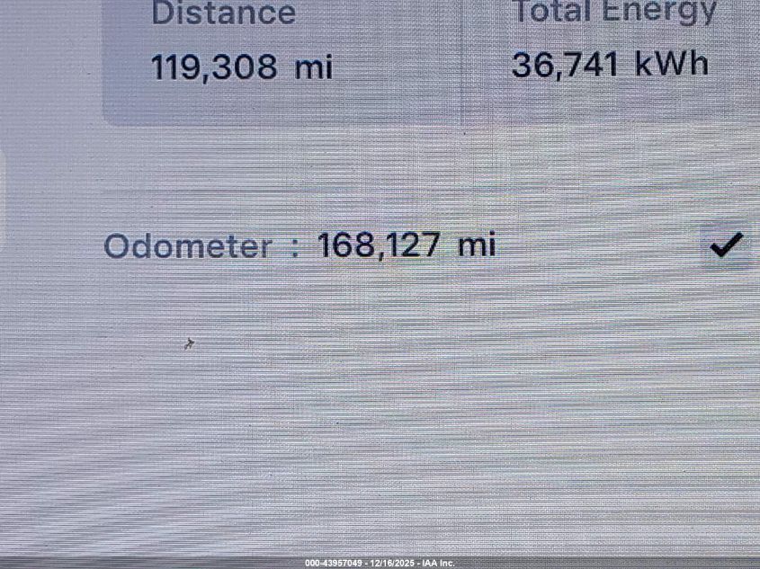 2017 Tesla Model S 100D/60D/75D/90D/P100D VIN: 5YJSA1E4XHF227541 Lot: 43957049