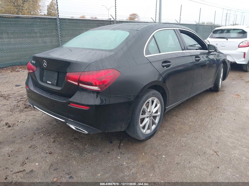 2019 Mercedes-Benz A 220