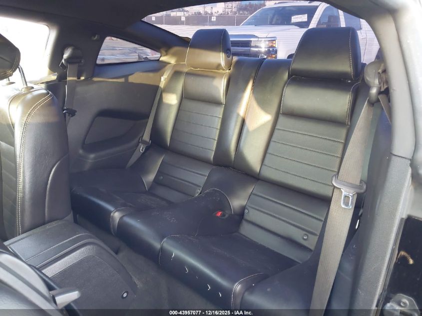 2013 Ford Mustang V6 Premium VIN: 1ZVBP8AM7D5273124 Lot: 43957077