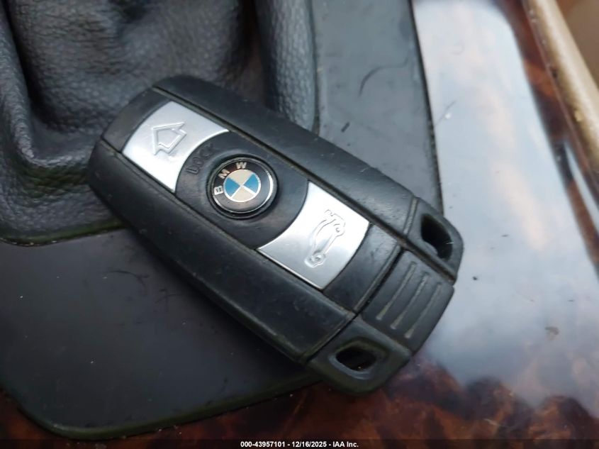 2008 BMW 328I VIN: WBAVA33578P142163 Lot: 43957101