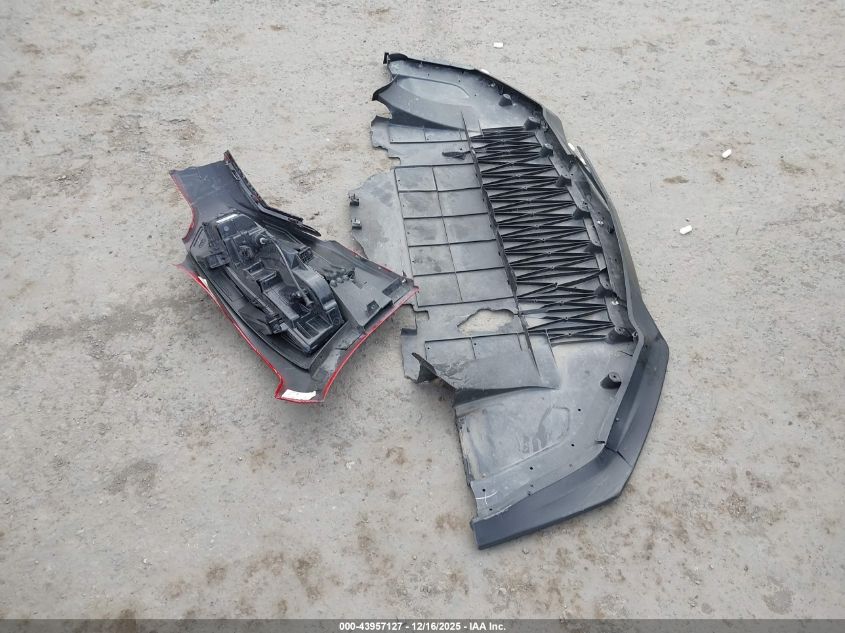 2022 Ford Mustang Gt Premium Fastback VIN: 1FA6P8CF2N5133086 Lot: 43957127