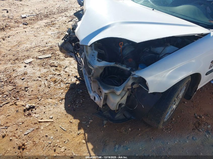 1998 Honda Civic Lx VIN: 2HGEJ6574WH613305 Lot: 43957146