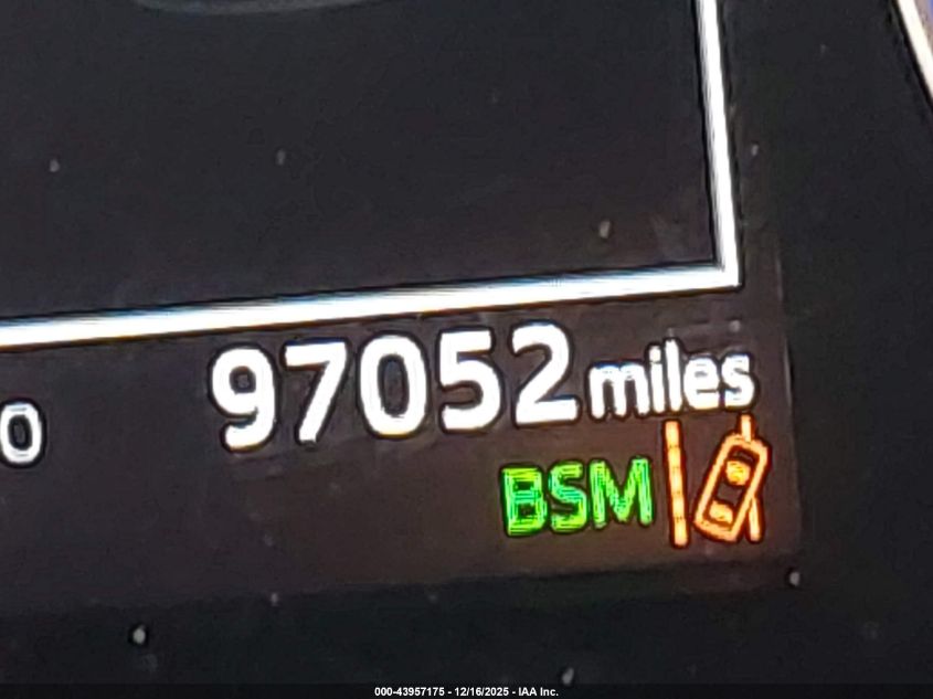 2019 Toyota Highlander Xle VIN: 5TDKZRFH0KS566014 Lot: 43957175