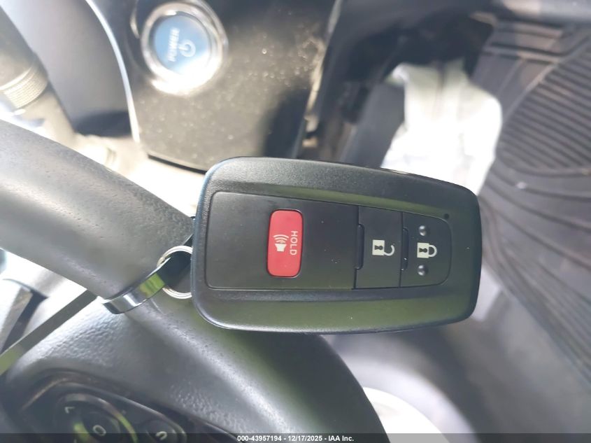 2022 Toyota Prius L VIN: JTDKAMFU6N3156783 Lot: 43957194