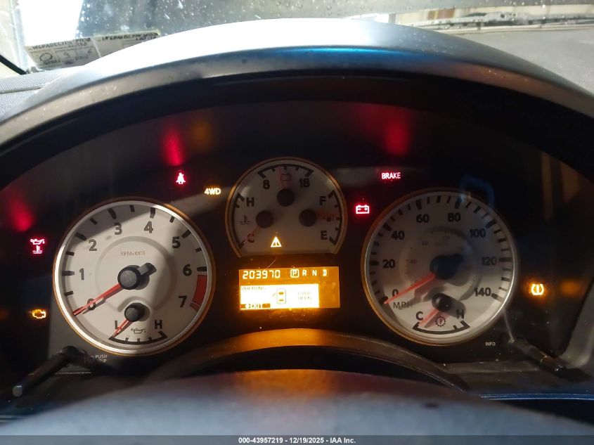 2015 Nissan Titan Pro-4X VIN: 1N6BA0EC7FN504238 Lot: 43957219