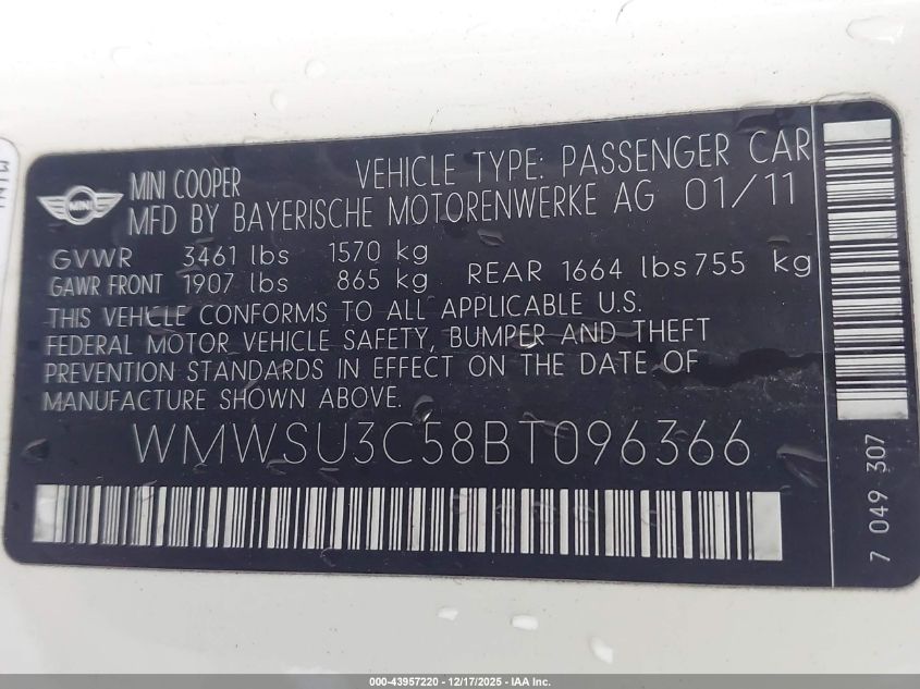 2011 Mini Cooper VIN: WMWSU3C58BT096366 Lot: 43957220