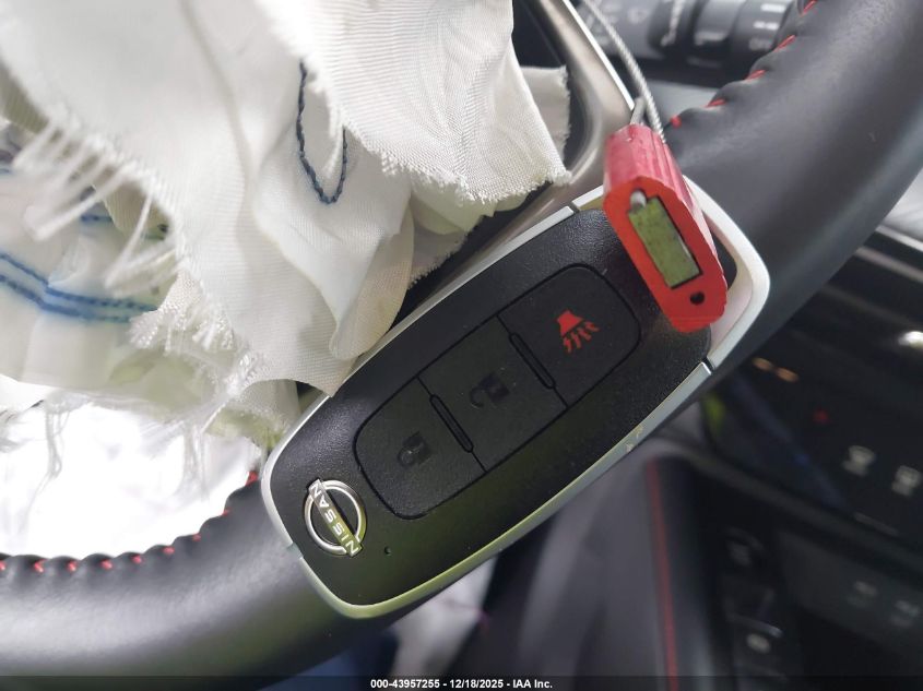 2025 Nissan Kicks Sr Fwd VIN: 3N8AP6DA4SL411515 Lot: 43957255