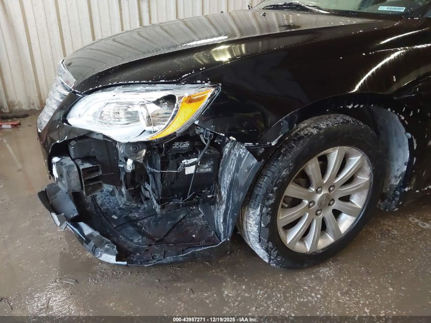 2013 Chrysler 200 Touring VIN: 1C3CCBBG1DN704148 Lot: 43957271