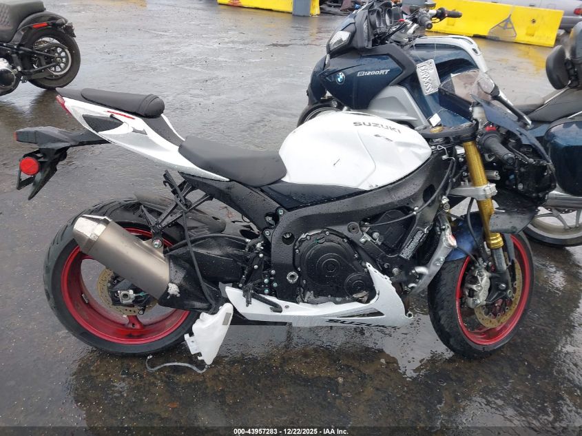 2025 Suzuki Gsx-R750 VIN: JS1GR7MA4S7100297 Lot: 43957283