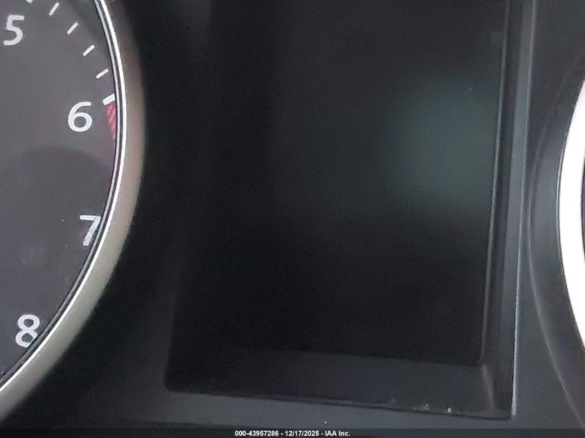 2011 Volkswagen Gti 2-Door VIN: WVWFD7AJ6BW266797 Lot: 43957286